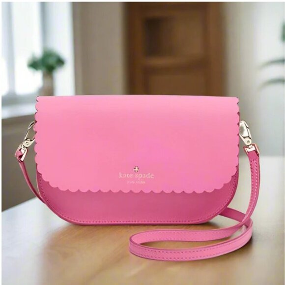 Kate Spade Jettie Clutch Crossbody Pink Leather Scalloped Convertible Bag - Picture 1 of 7
